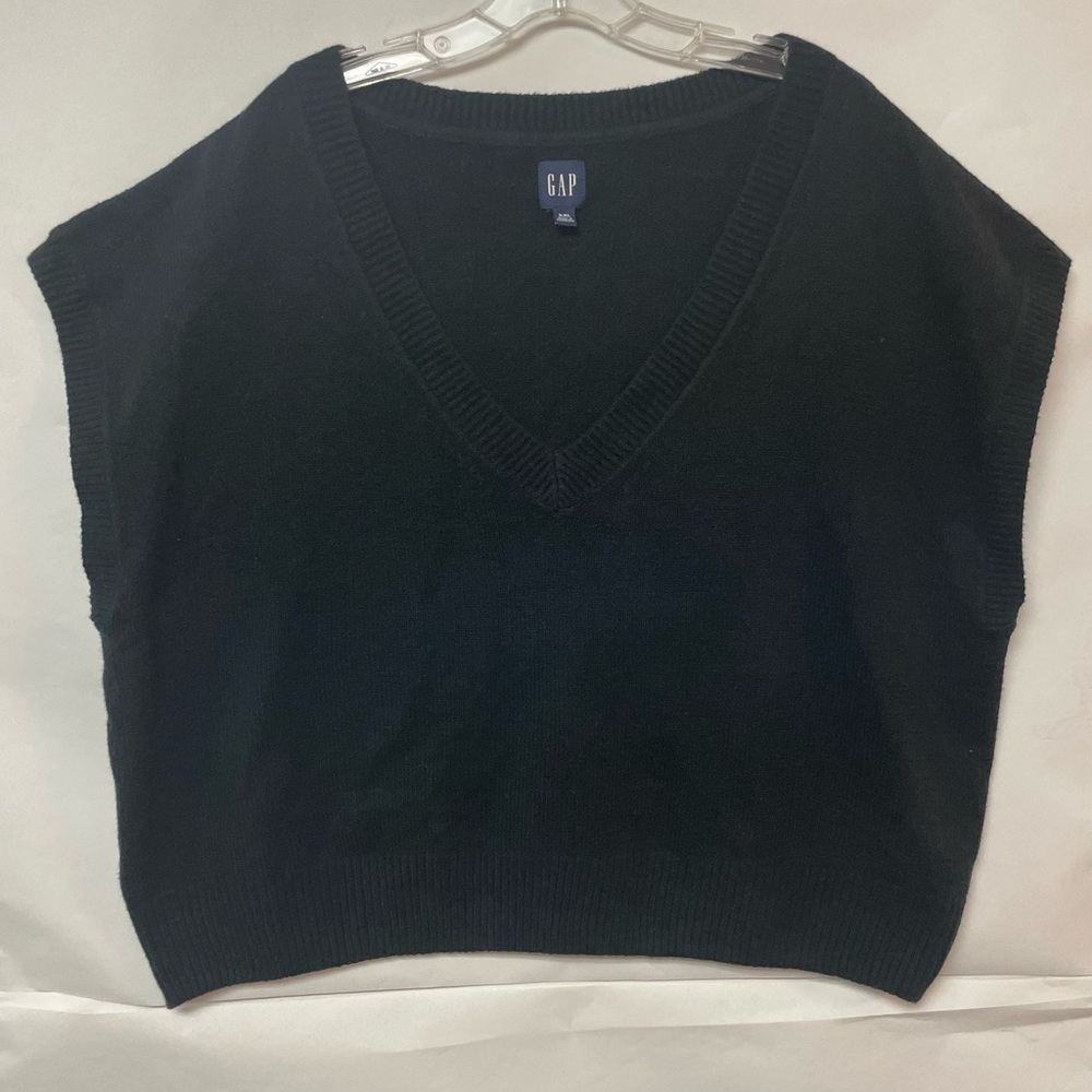 Sleeveless Vest